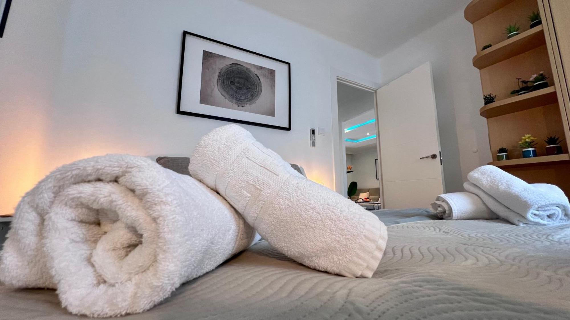 Apartment Cool, Modern And Snug 3br Peachy Málaga
